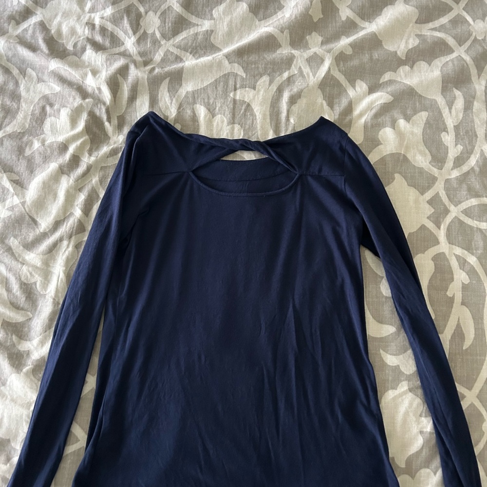 Lilly Pulitzer Tristan Top - Picture 6 of 6